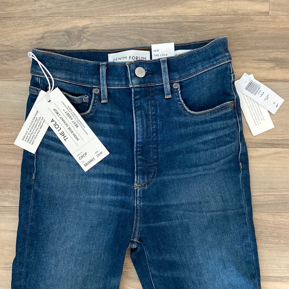 Aritzia The Lola Jean High Rise Skinny Crop 26W. Denim Forum